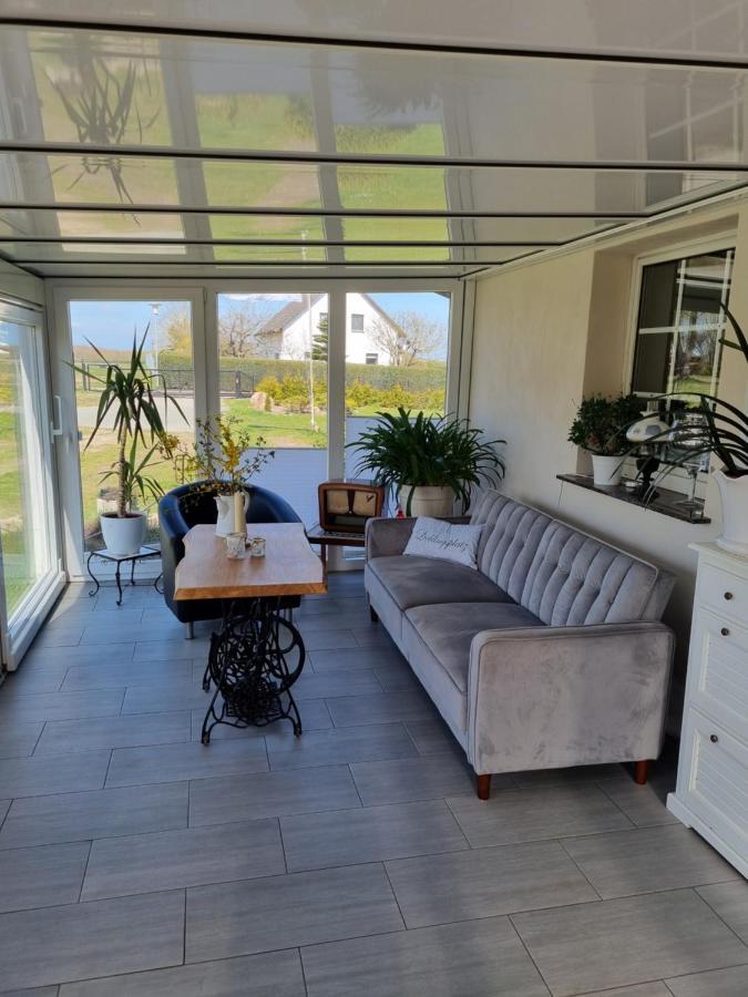 Ferienwohnung Editha Mit Wintergarten Katzow Esterno foto